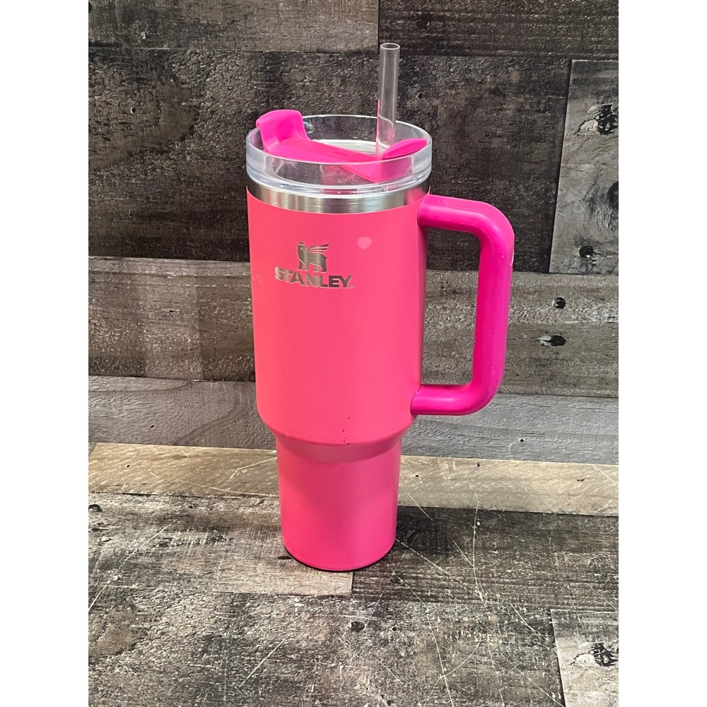 Stanley Quencher H2.0 FlowState 40oz Tumbler Pink Insulated Cup with Handle